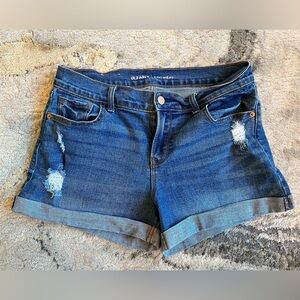 Old Navy Boyfriend Fit Distressed Blue Jean Shorts Size 6